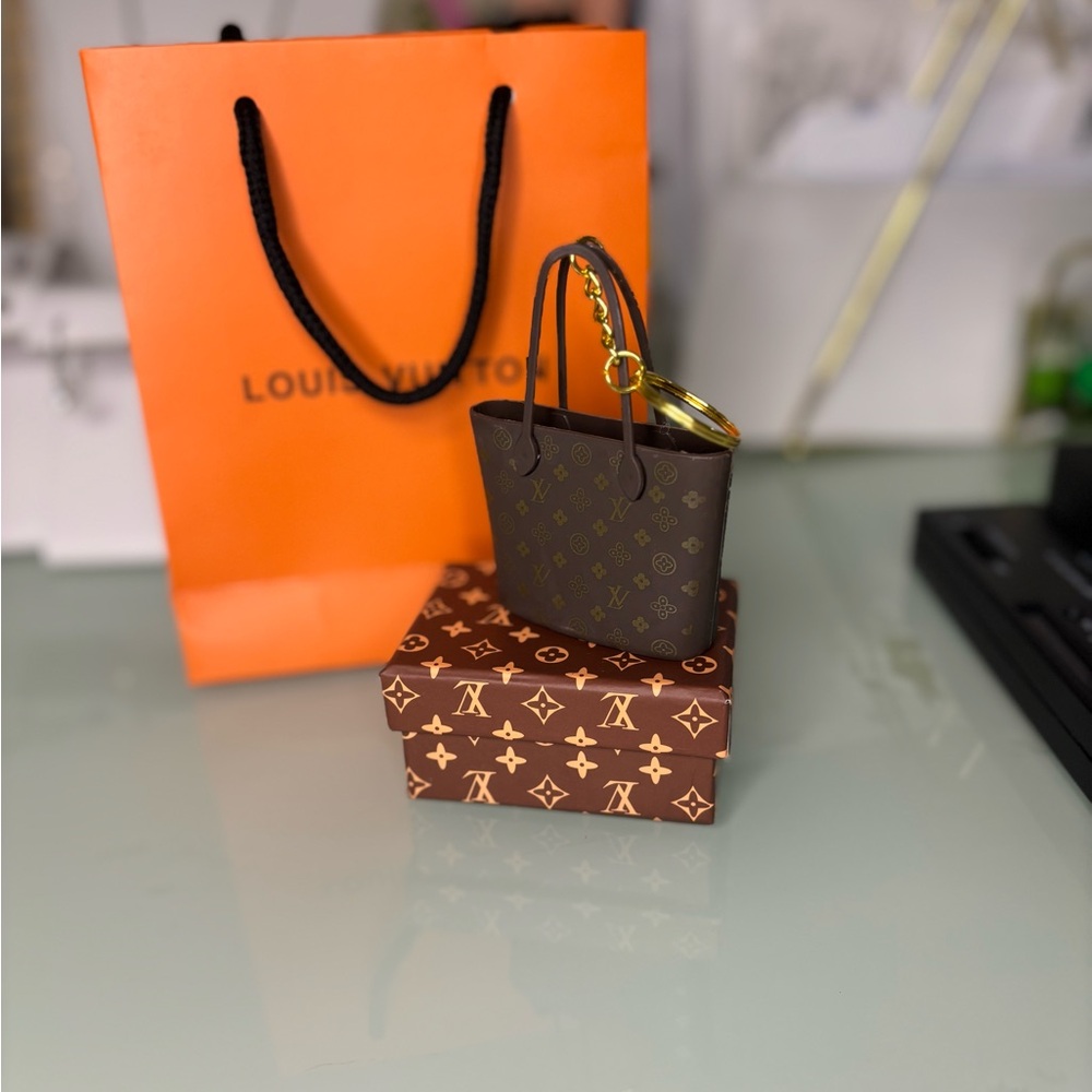 Brown Plastic Fashion Keychain (not authentic)
